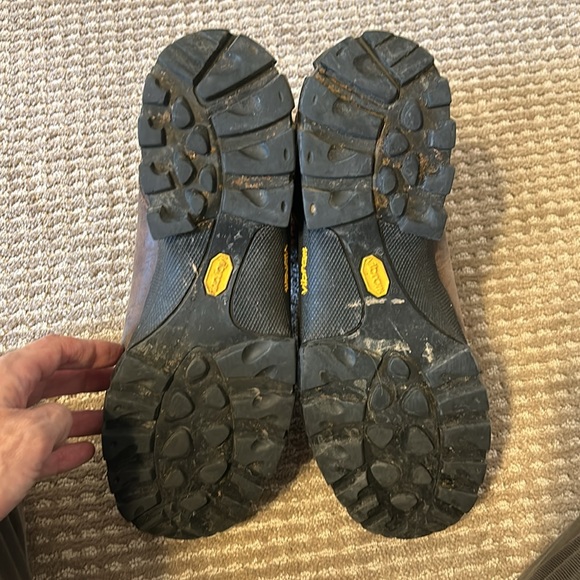 Merrell Hiking Boots. Size 13. Good condition - Picture 2 of 5